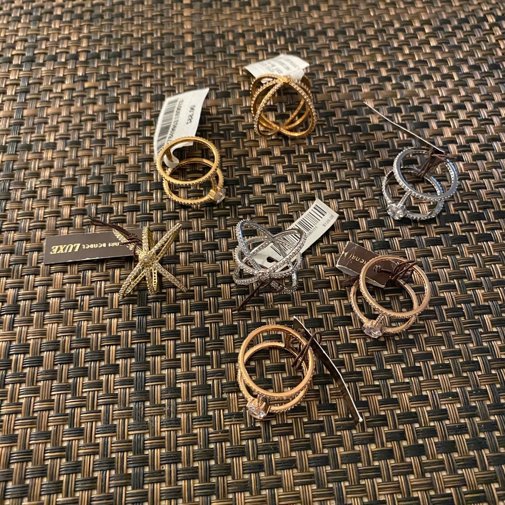 Assorted henri bendel rings